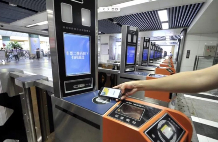 Here’s How to Travel Ticket-Free on the Guangzhou-Shenzhen Train